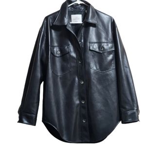 The Ganna Wifred faux leather shirt jacket color black size medium